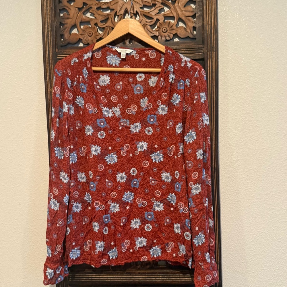 Lucky Brand Rust Floral Long Sleeve blouse